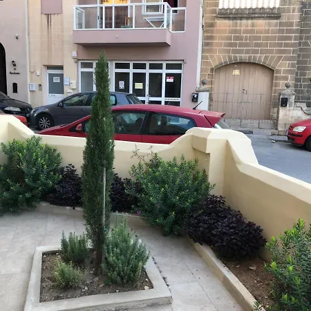 Πανσιόν Oleander Butts *